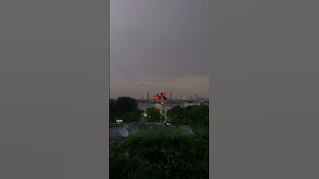 Meteor Falls And...      #meteor #cgi #unreallvfx #boom