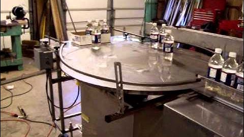 Rotary accumulation packing turntable and conveyor