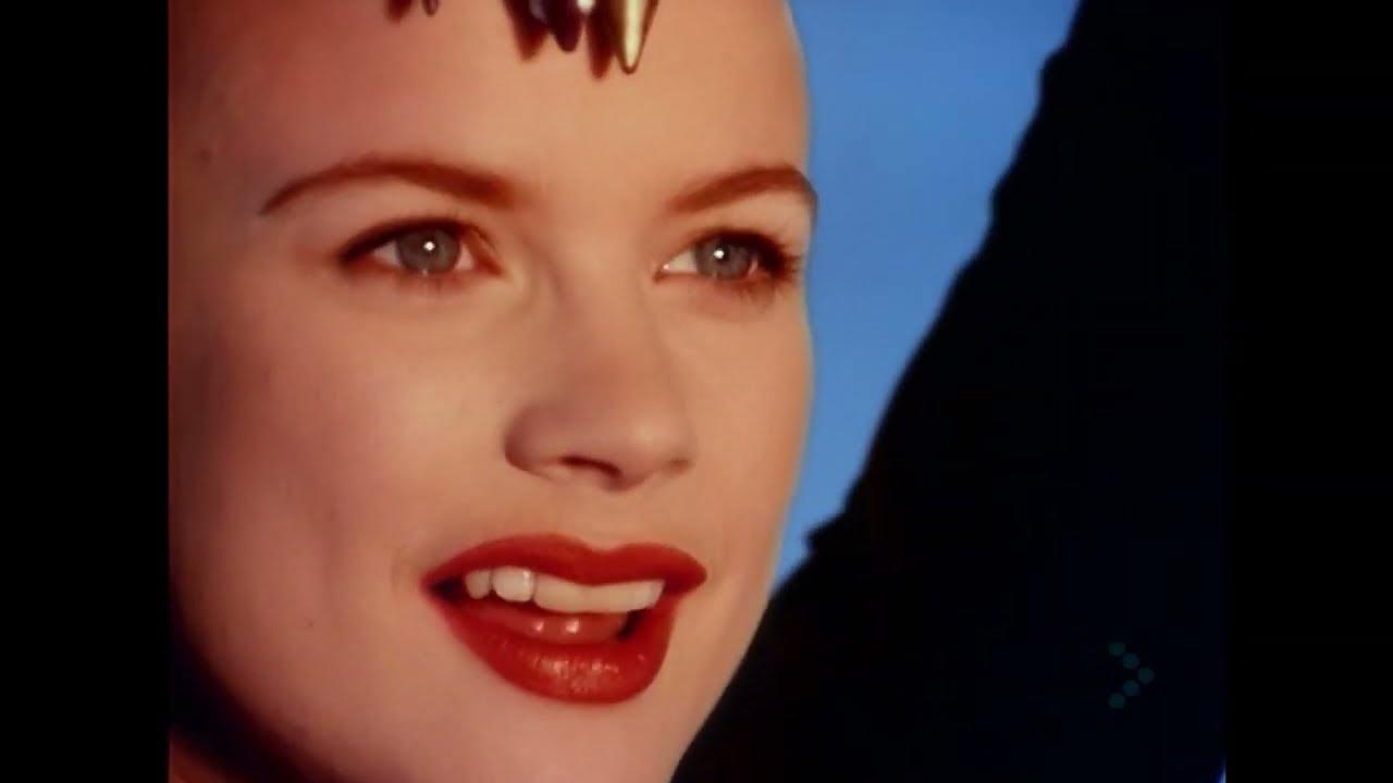 Opus iii - it's a fine day. Kirsty hawkshaw opus. Opus iii - it's a fine day альбом. It's a fine day opus. Opus lll солистка.