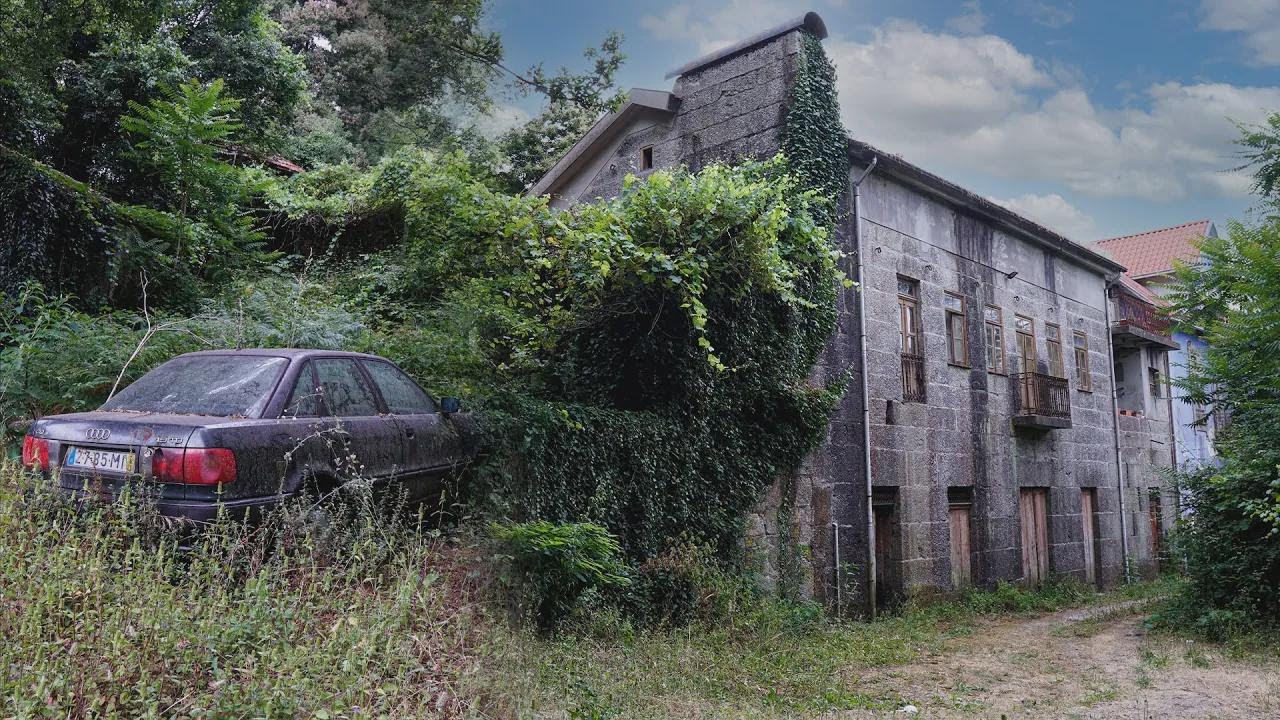 Perché questa villa è stata abbandonata con tutto dentro? Non ci sono mai più tornati