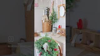 Christmas 2023 | Simple Cottage Farmhouse Christmas decor | vintage traditional Christmas decor