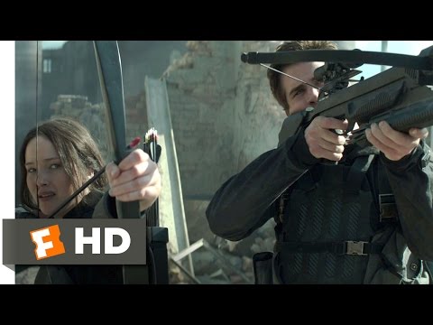 The Hunger Games: Mockingjay - Part 1 (4/10) Movie CLIP - Battling the Bombers (2014) HD