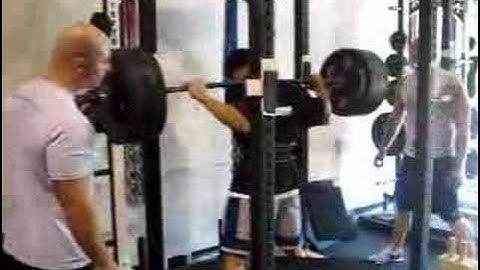 DeFrancosTraining.com - Guadango squats 520 @ 193lbs.