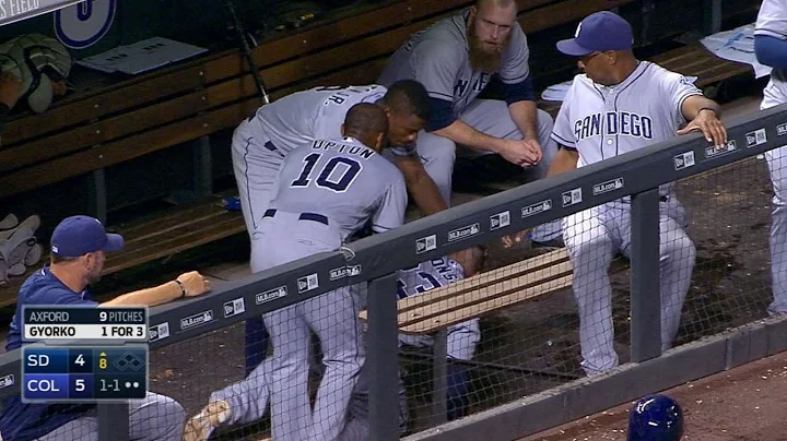 Alonso inadvertently hit by Upton's helmet