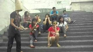 BSIT 2212 Harlem Shake @ Quezon City Circle