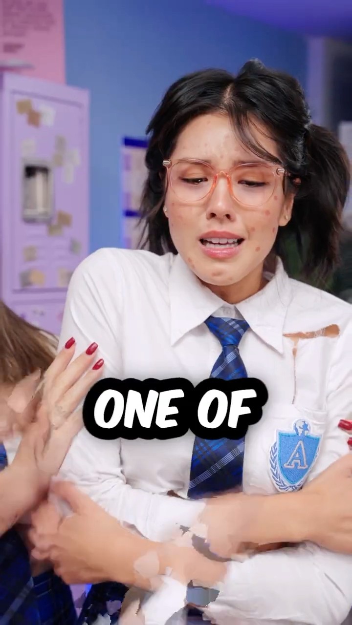 Nerdy Girl TRANSFORMS For Love STORY