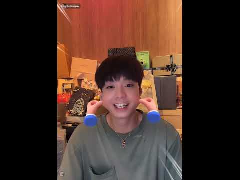 [15.04.26] MEGALIVE unbox quà sinh nhật cùng NEGAV