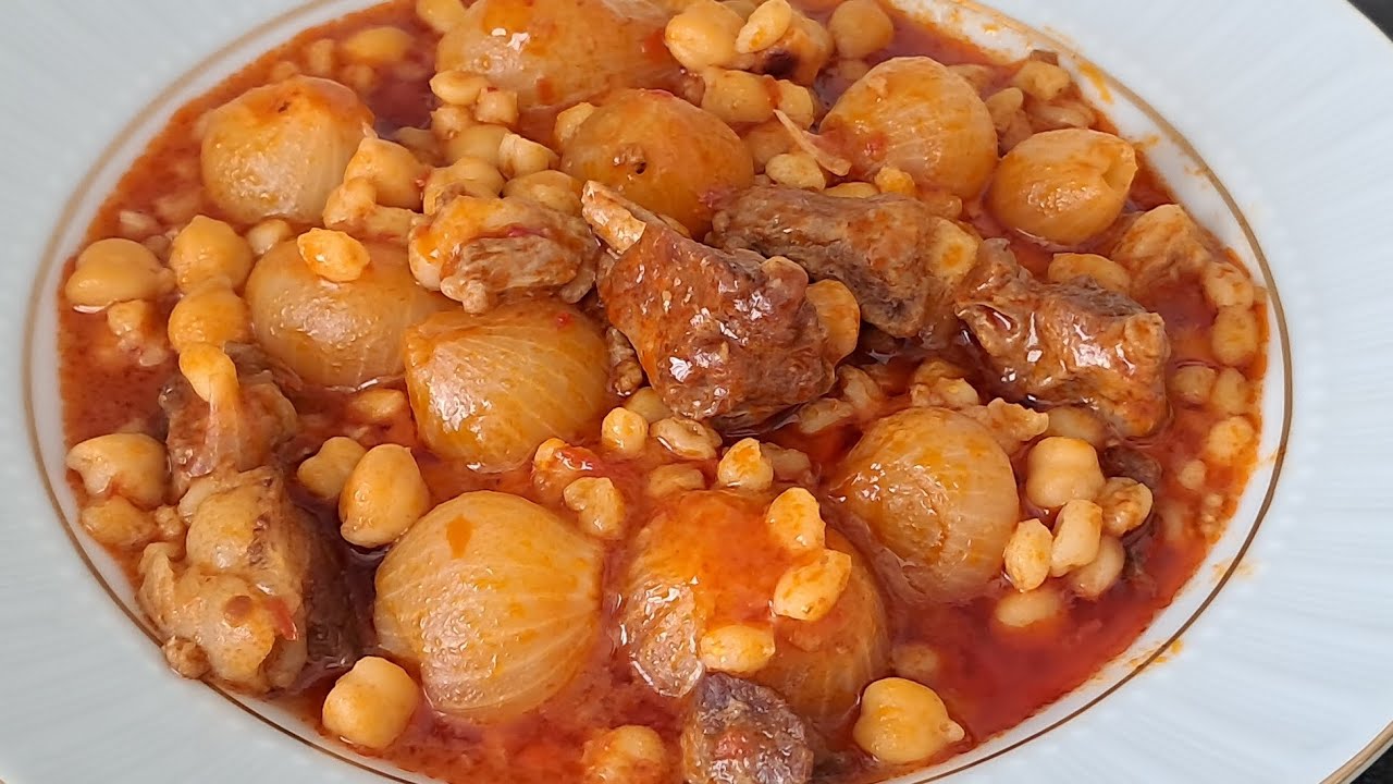 Soğan yahnisi ,namı diğer  papaz yahnisi. 