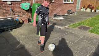 Crossbar Challenge against my brother!(who wins)