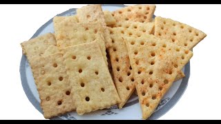 cookies with salt, pepper and cheese