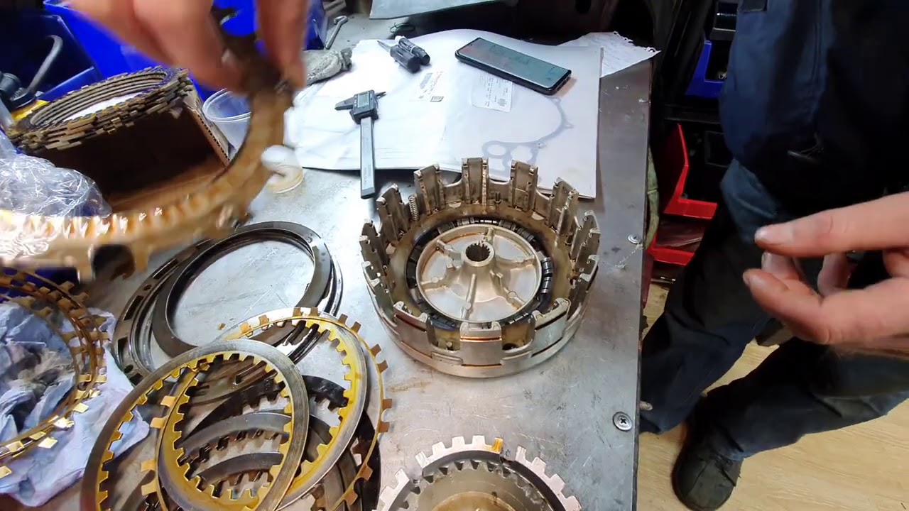 YAMAHA TMAX 500 второе поколение. Продолжение истории с буксующим сцеплением.