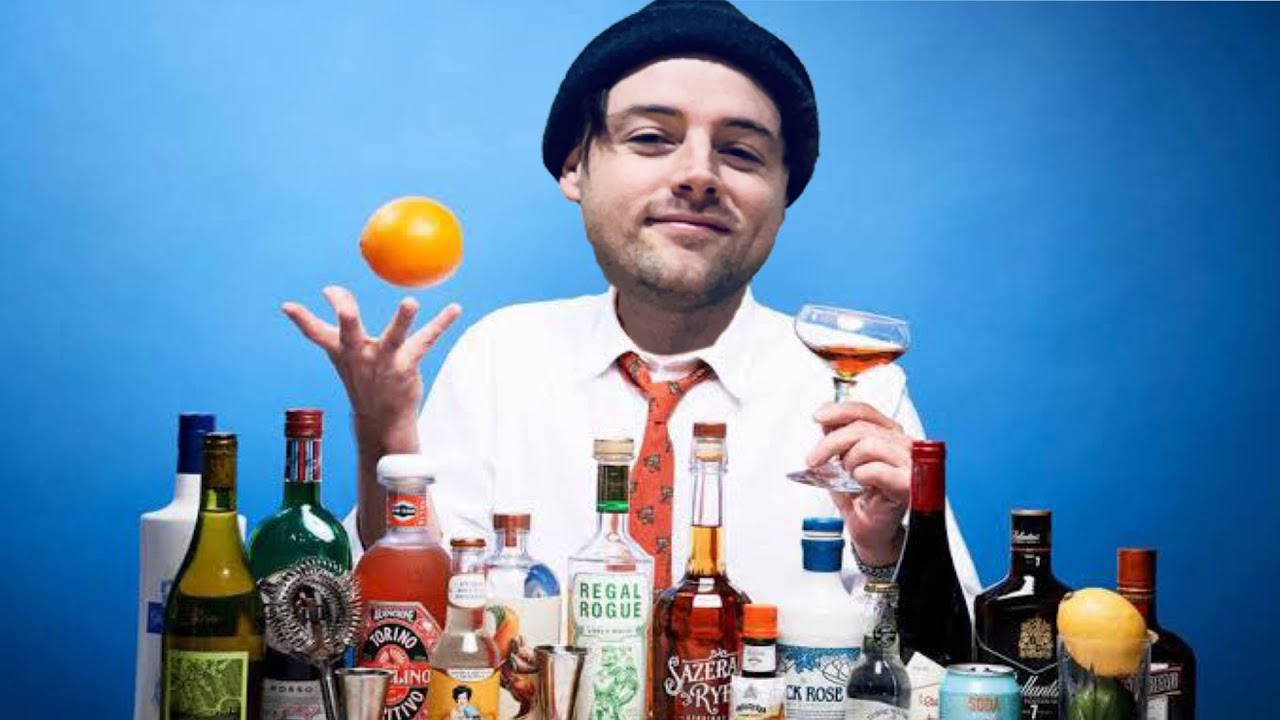 COCKTAIL MASTER SHOWS TWITCH HIS SKILLS