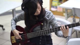 Video thumbnail of "上帝能夠 Bass Cover"