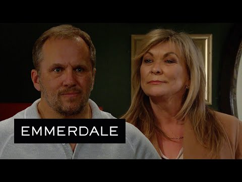 Emmerdale - Will Distracts Kim by Having Sex With Her