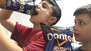 “CORONA VİRÜSÜ MÜ? 😱“ UNO KARTLI DORİTOS 4.0 KAPIŞMASI 🤚