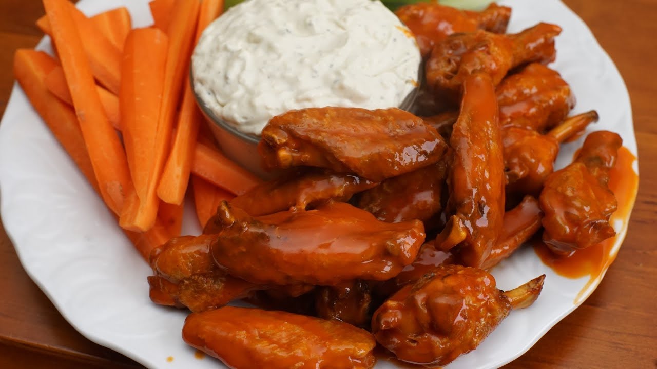 Crispy Oven Baked Buffalo Wings with Blue Cheese Dip YouTube
