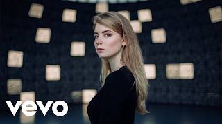 Rozzella  Low On Trust original Mix