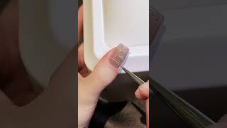 Delicate Window Daisy Nails Tutorial