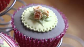 Download Lagu Meet Ceri DD Griffiths, Cake Decorating Instructor with Craftsy MP3 Download Lagu Meet Ceri DD Griffiths, Cake Decorating Instructor with Craftsy MP3