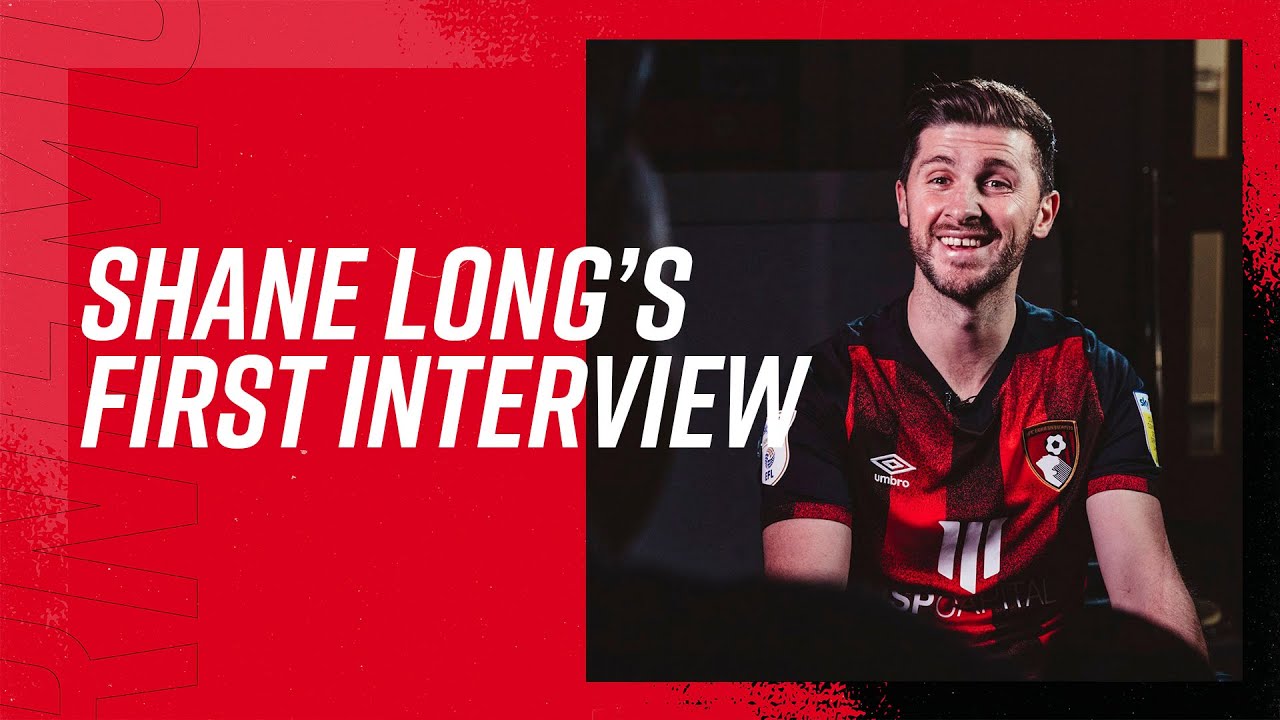 "I was about to tuck into some apple crumble then it was happening!" | Shane Long's first interview