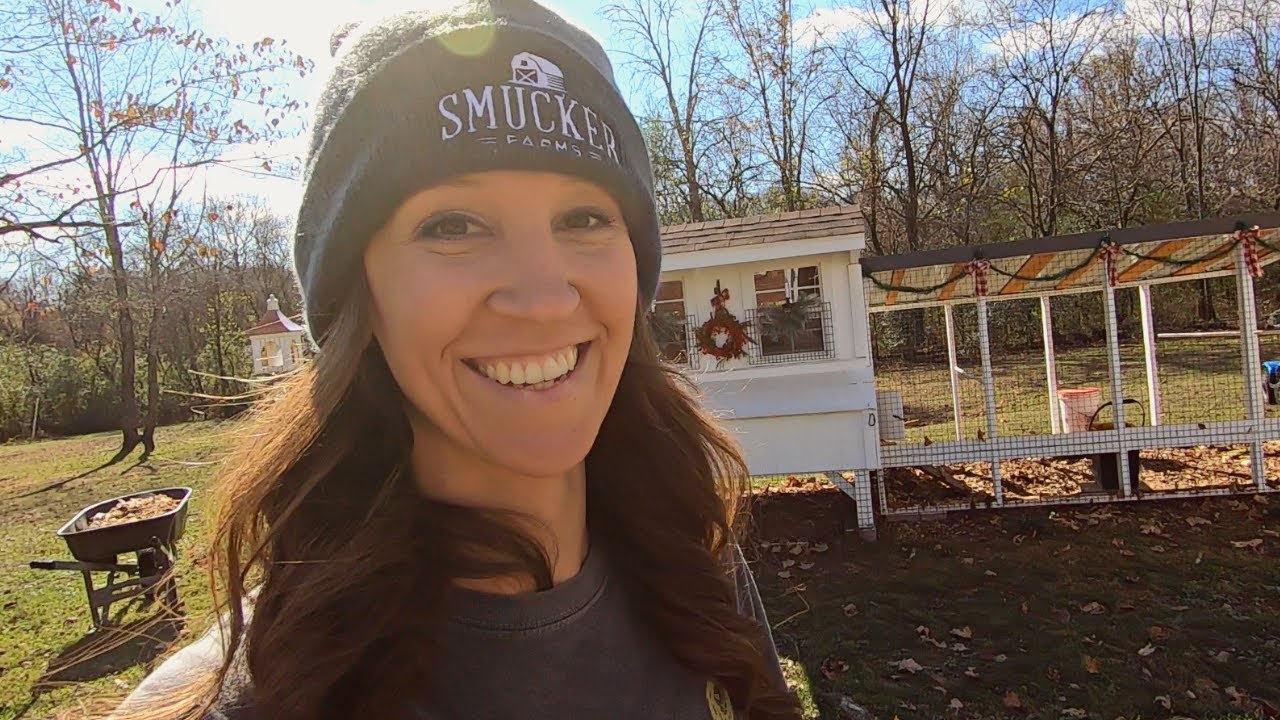 ELIMINATE THE ODOR! Keeping Your Chicken Coop Clean YouTube