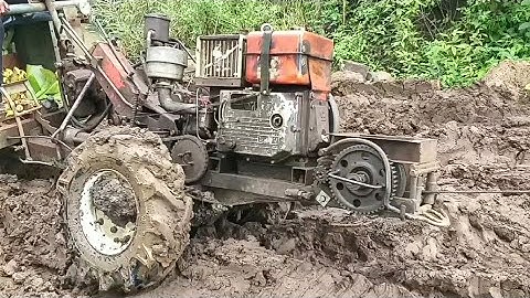 Xe công nông 1 câu chở chuối đường lây (#2)của (KIU 81)