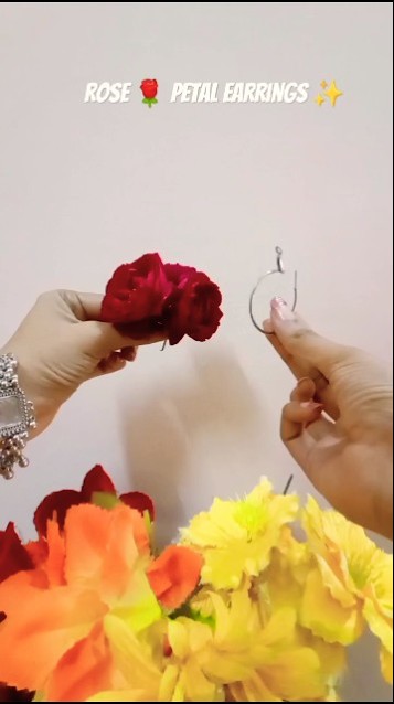 Rose flower petals earings #hacks #earings #goesviral #ashortaday #trending