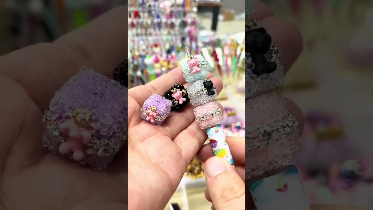 Rhinestone beads for beaded pens