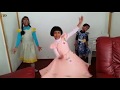 I'm a blooming flower - Hineni, Hadassah &amp; Hephzibah Jinil