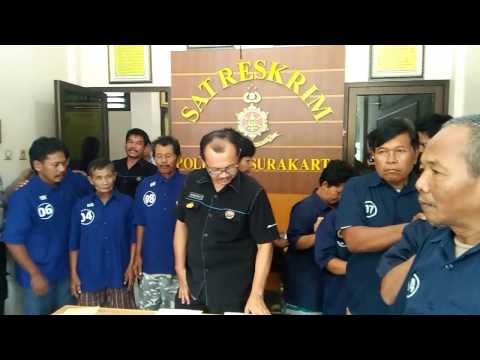 TKW Malaysia Asyik Berjudi, Ikut Digulung Polisi