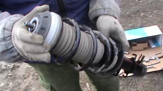 Замена передних стоек Опель Корса Д. Replacing front struts Opel Corsa D.
