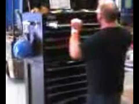 funny-tool-box-prank