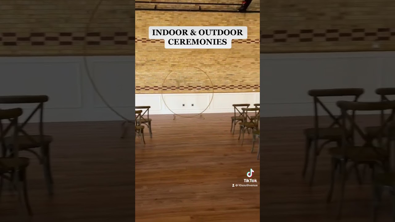 Look at this gorgeous brick wedding venue 😍 