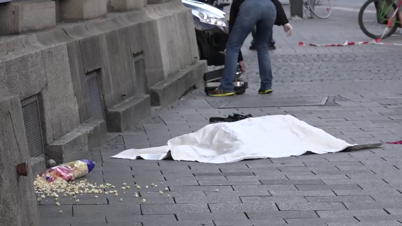 Polizei erschießt Messer-Mann | Bremen