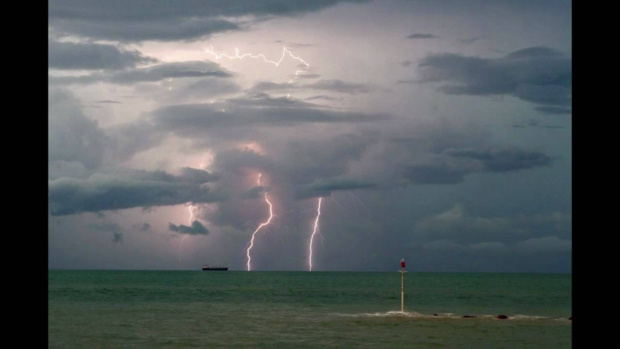 Best Of Darwin Wet Season 2009 2010 Part 1 YouTube Best Of Darwin Wet Season 2009 2010 Part 1 YouTube