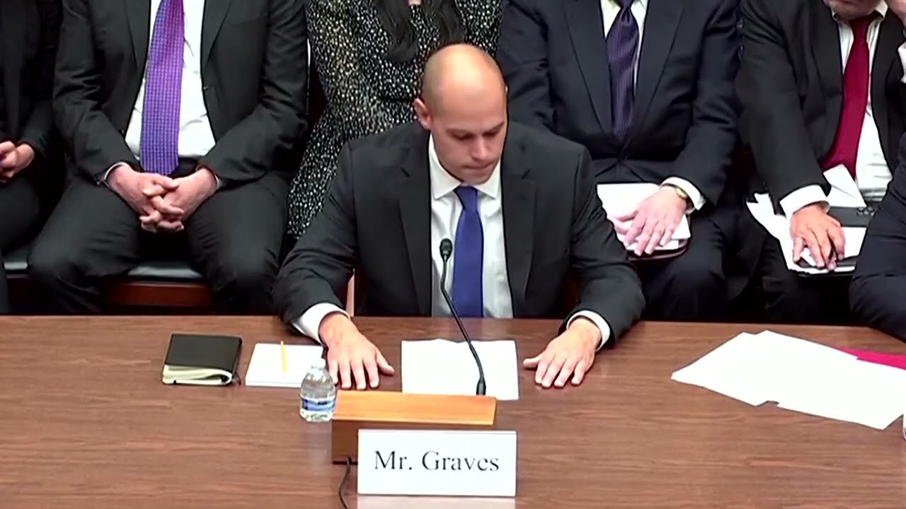 UAP sightings routine, Ex-Navy pilot Ryan Graves says