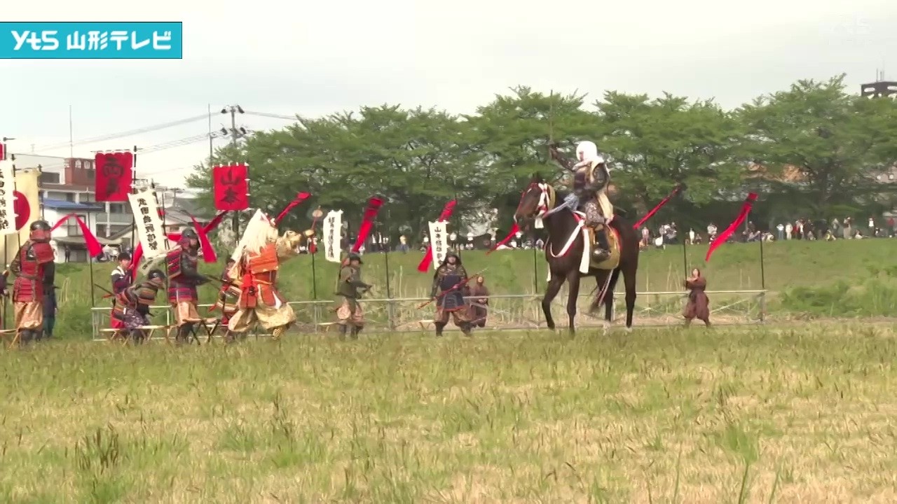 人形、武士戦い The breathtaking Battle of Kawanakajima, a magnificent spectacle