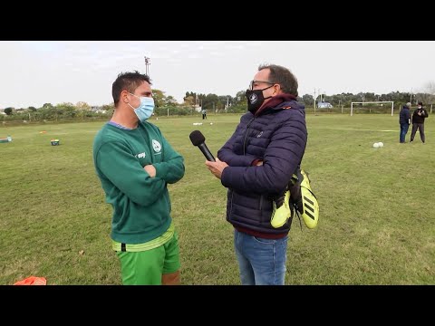 La pelota busca al jugador