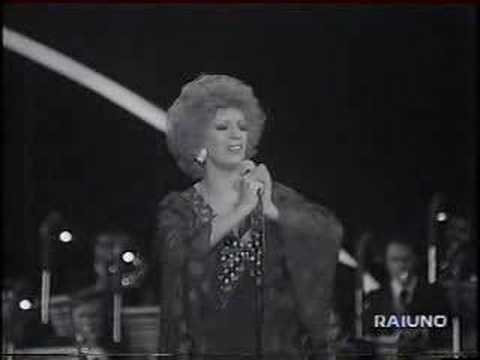 Iva Zanicchi - TESTARDA IO (Live 1975) - YouTube