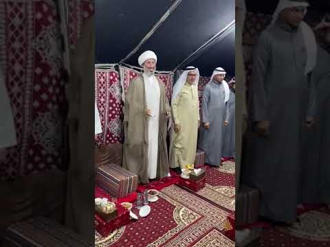 أهالي نجران يقدمون خنجر هديه لسماحة الشيخ عادل بوخمسين حفظه الله بمناسبة زيارته لهم