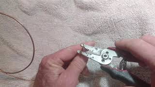 How To Cut Cap Tube Using Wire Strippers