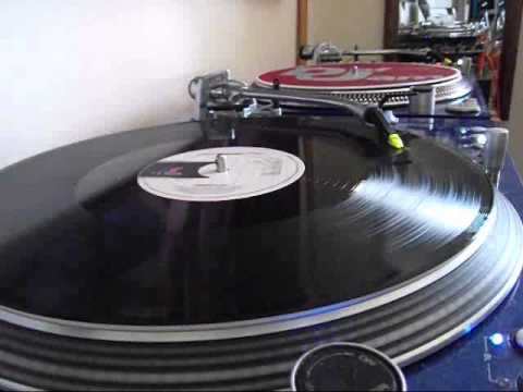 Willie Hale — WILLIE "BEAVER" HALE - GROOVE ON 12 INCH
