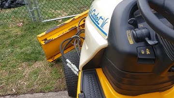 Cub Cadet 3000 Series Hydraulic Plow with Angle