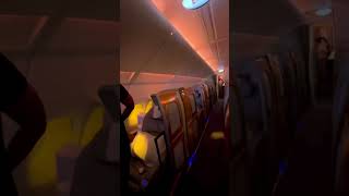 ASSIM É A PRIMEIRA CLASSE DA EMIRATES