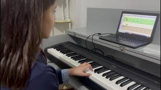 Soft Mozart Karma Alameh Playing L(H) and singing Zhuchka in G major screenshot 3