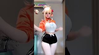 Mesmerizing Cosplayer Dance You Cant Look Away