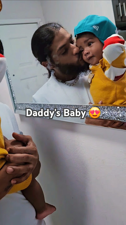 Babyboy kissing himself 😁#daddy'sbaby #babyboy #easter