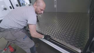 TWOLAYER, PLYWOOD AND ALUMINIUM TREAD PLATE FLOOR LINERS FOR VANSSyncro System