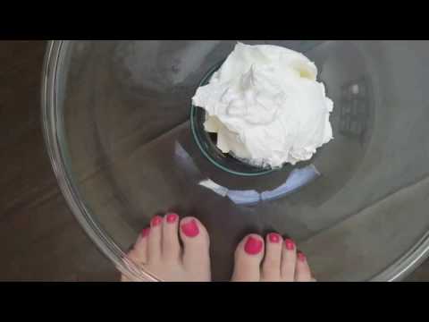 WHIP CREAM ALL OVER MY SEXY FEET