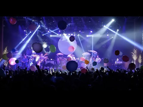 moe. Blue Jeans Pizza 12/31/2022 Official NYE Multi Cam video. Encore.